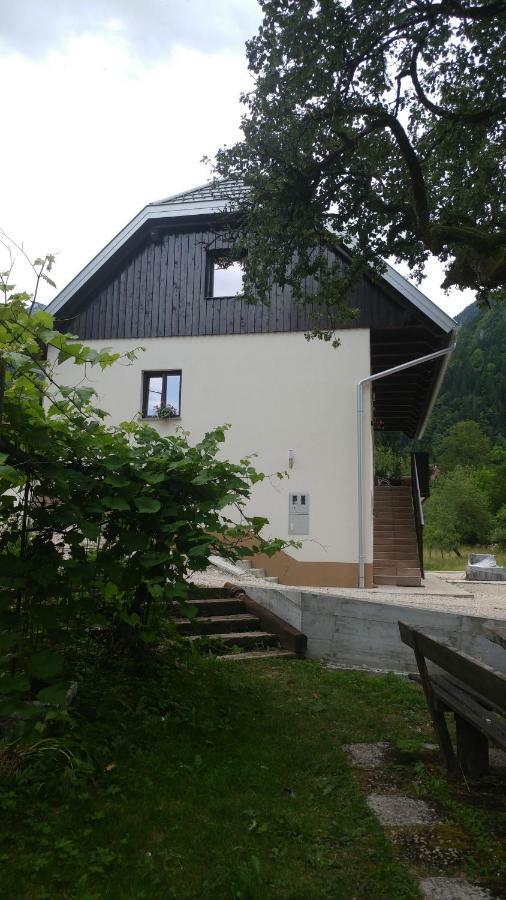 Apartmaji Katrc Soča Eksteriør billede